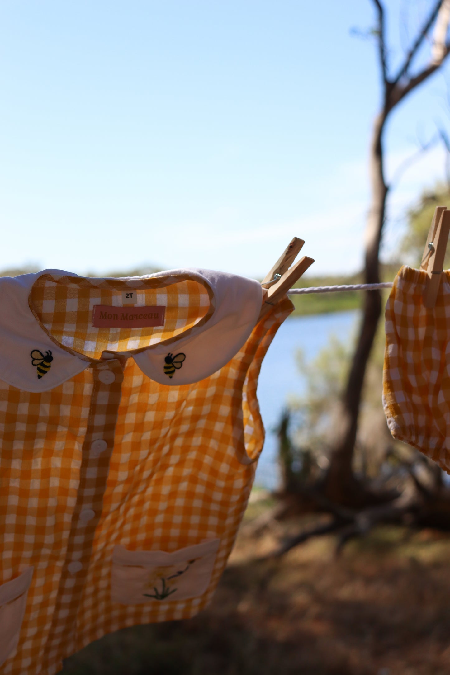 Bébé Abeille Two Piece Set